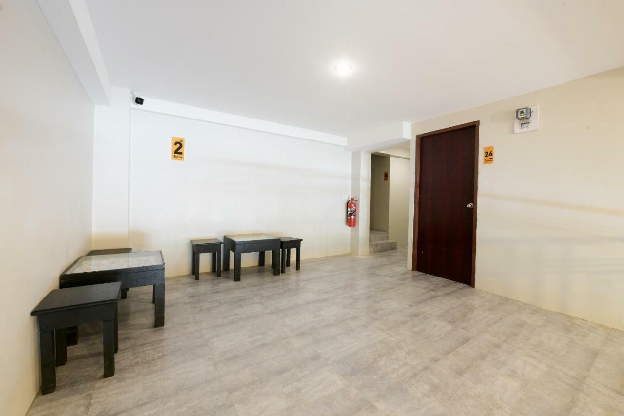 Oyo 347 Southside Residence Патая Екстериор снимка